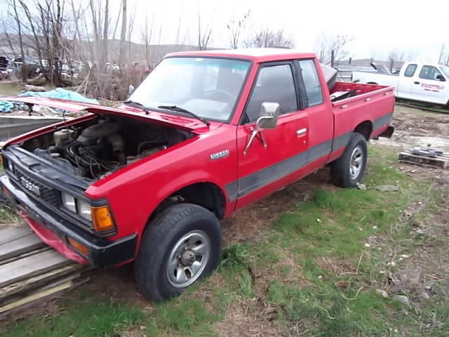 nissan 720 4x4 in Car & Truck Parts