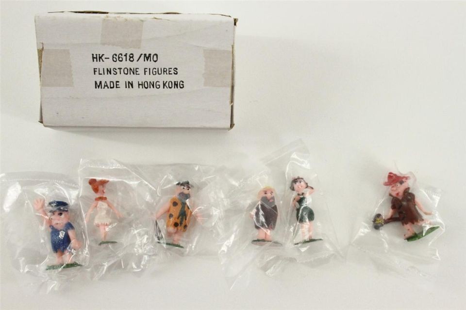   Plastic Miniature Cartoon Toys FLINTSTONES TINYKINS 1960s Complete