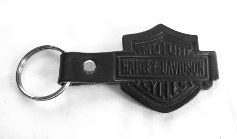 Harley Davidson Black Leather Key Fob Bar & Shield Unisex