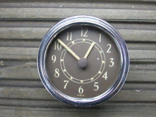 ORIGINAL WIND UP VW GLOVE BOX DASH CLOCK VDO SPLIT OVAL KÄFER WATCH 