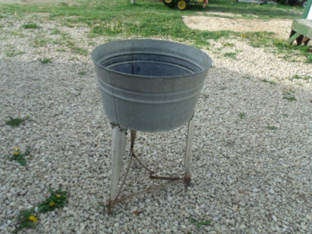 Vintage Round Wash Tub On Stand good for flower pot good for decor