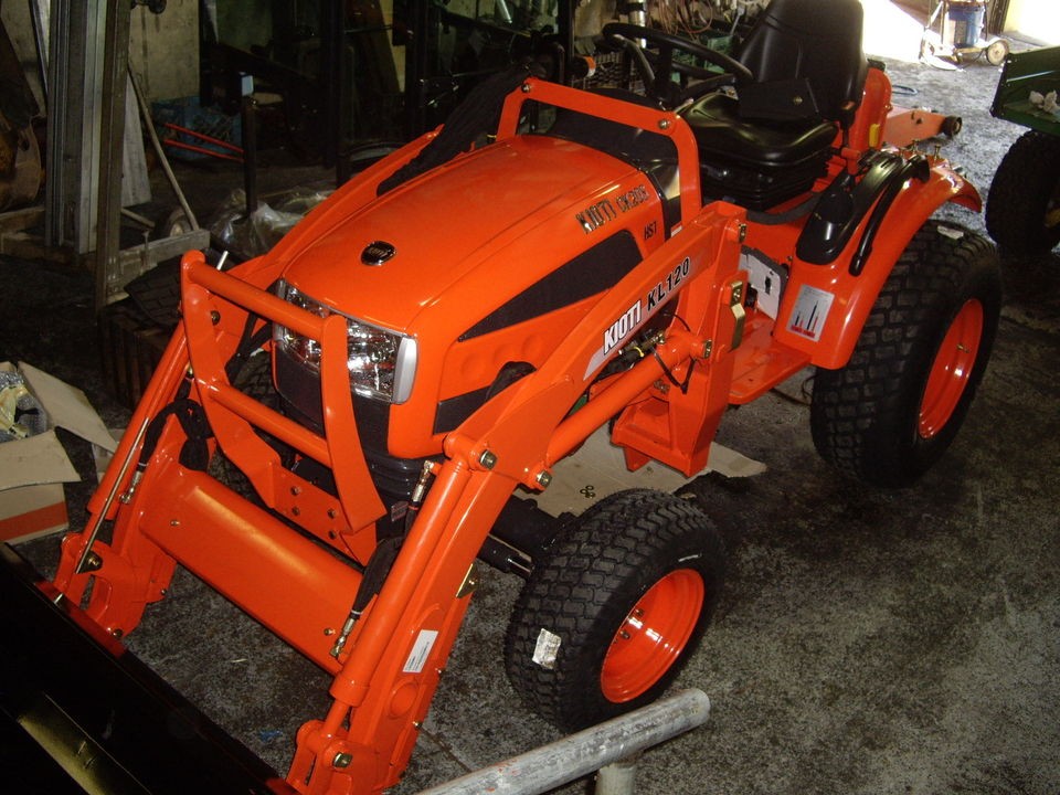2012 kioti tractor w/ john deere kubota ck20s 2305