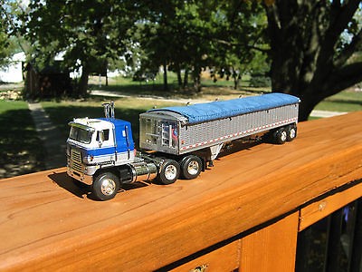 Newly listed DCP 164 Scale International Cab Over with Grain Hauler