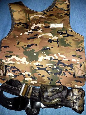 Boys ARMY SOLDIER GI CAMI VEST AND THICK MOLDED PLASTIC UTILITY 