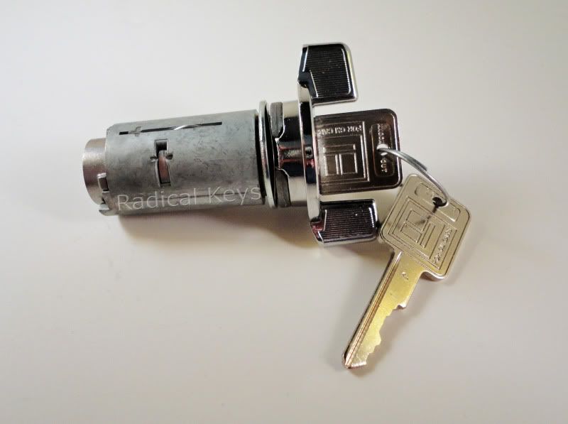Chevrolet Chevy General Motors GM Ignition Switch Lock Cylinder w/ 2 
