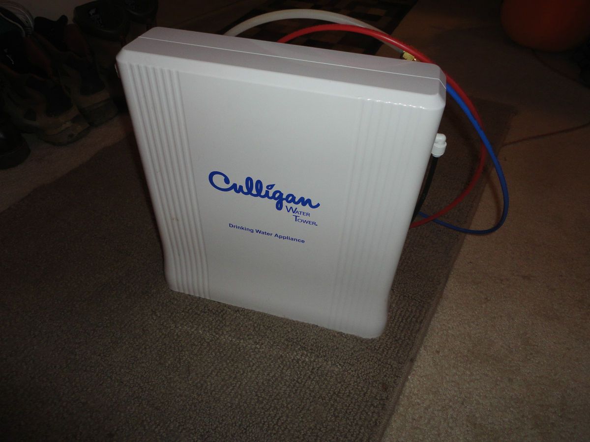 Culligan Water Tower RO water filter used with 3 new genuine filter