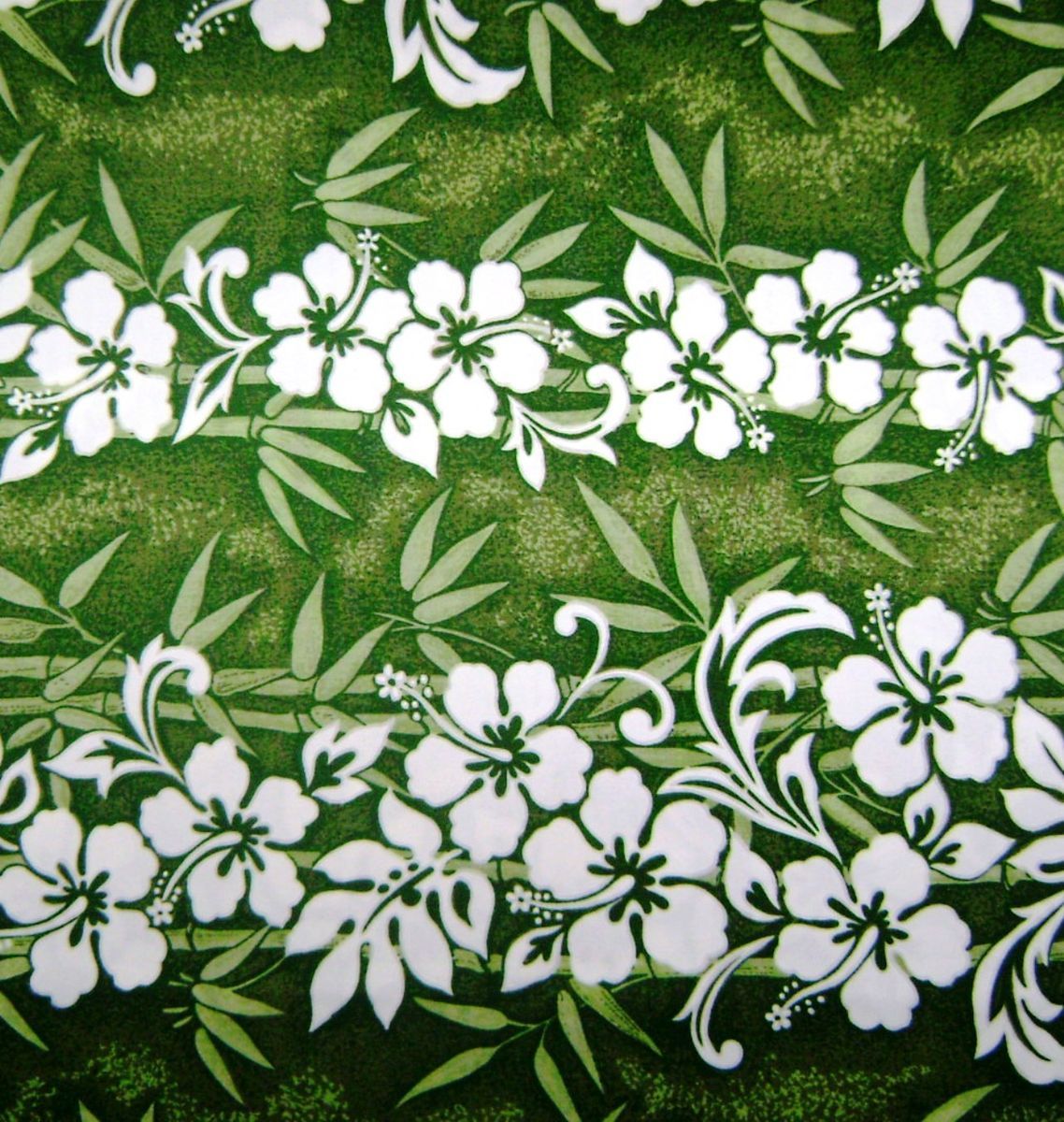 Vtg 1 1 3 yds Hawaiian Hibiscus Flower Bamboo Tropical Cotton Fabric