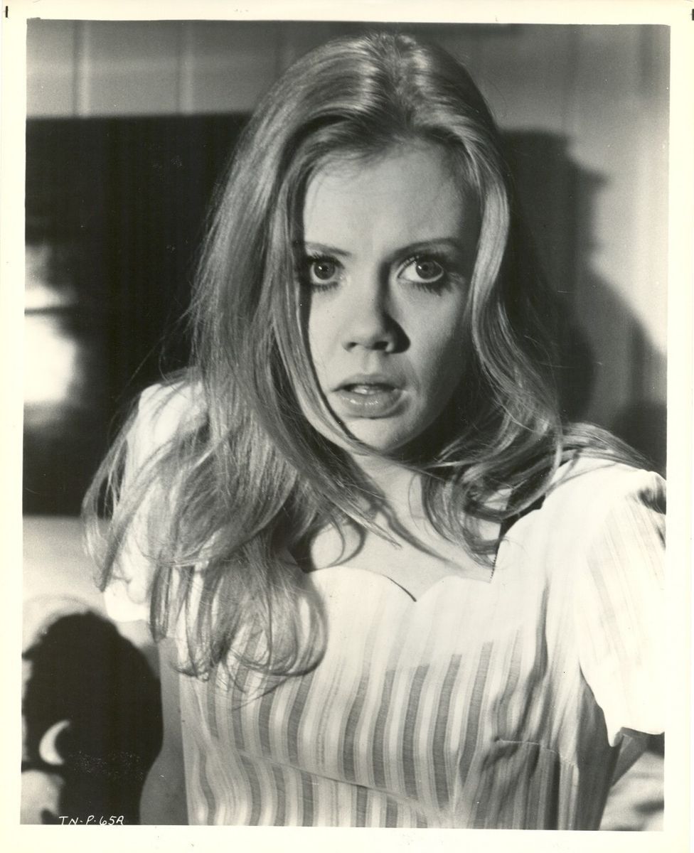 Lovely Hayley Mills in Twisted Nerve 1969 Horror EX Con