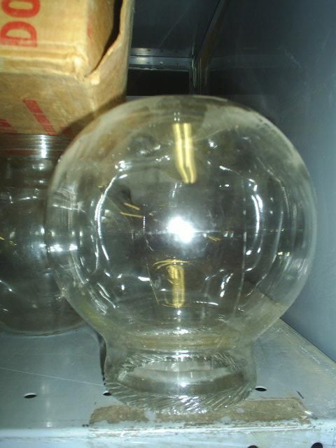 ORIGINAL 40s Glass Globe for old Ford Gumball Machine