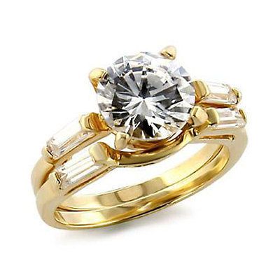 WOMENS BEAUTIFUL GOLD TONE ENGAGEMENT/WED DING SET CZ RING SIZE 8