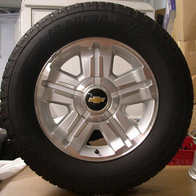 2013 Chevy Z71 Z 71 Silverado Tahoe Suburban Avalanche 18 Wheels Rims